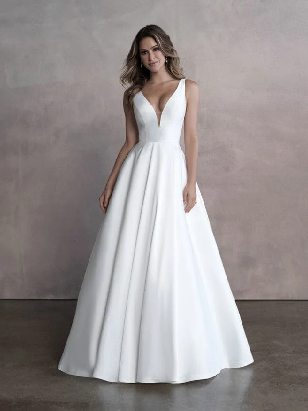 Allure 9813 - Size 10