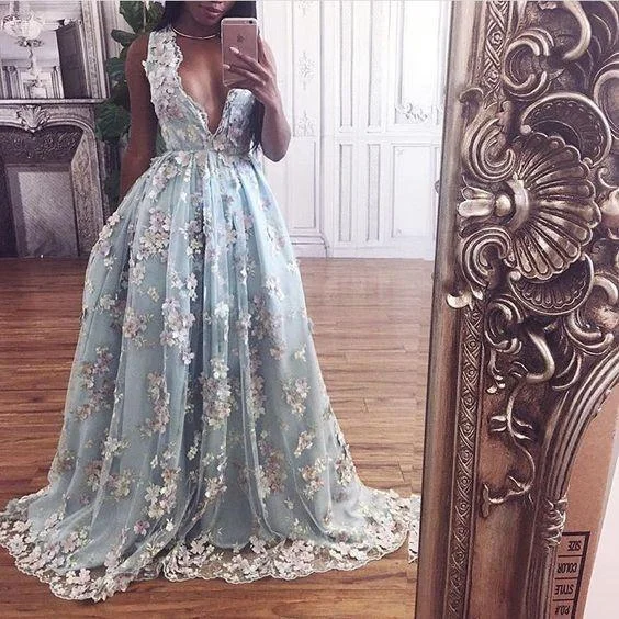 lace prom dress, long prom dress, luxury prom dress, v-neck evening dress, A-line prom dress, BD413